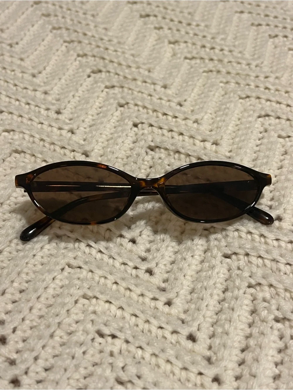H&M Tortoiseshell Oval Sunglasses with Brown Lenses
